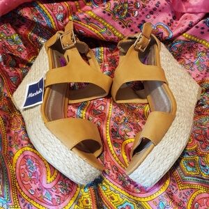 Qupid Platform Espadrilles High Heel Sandals Women's Size 8.5